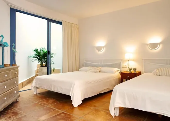 Premium Isabel בית נופש קוסטה קלמה